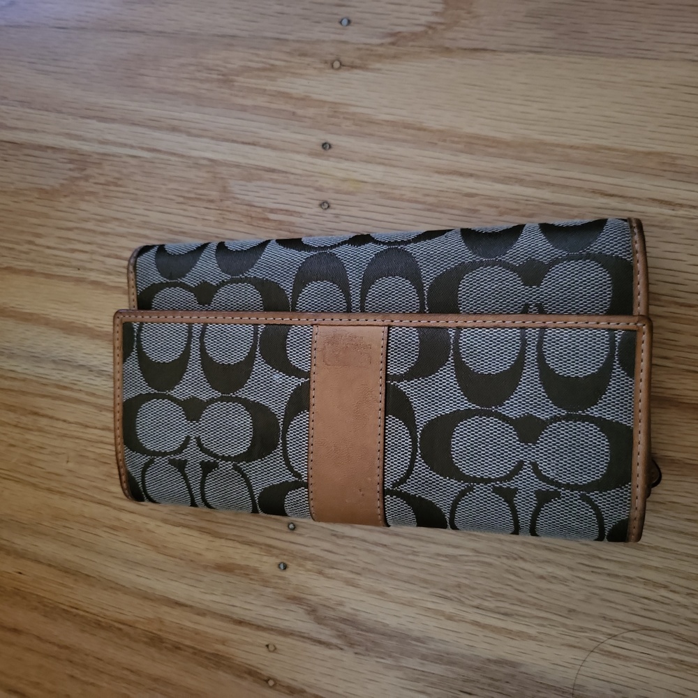 Vintage Coach zip long wallet